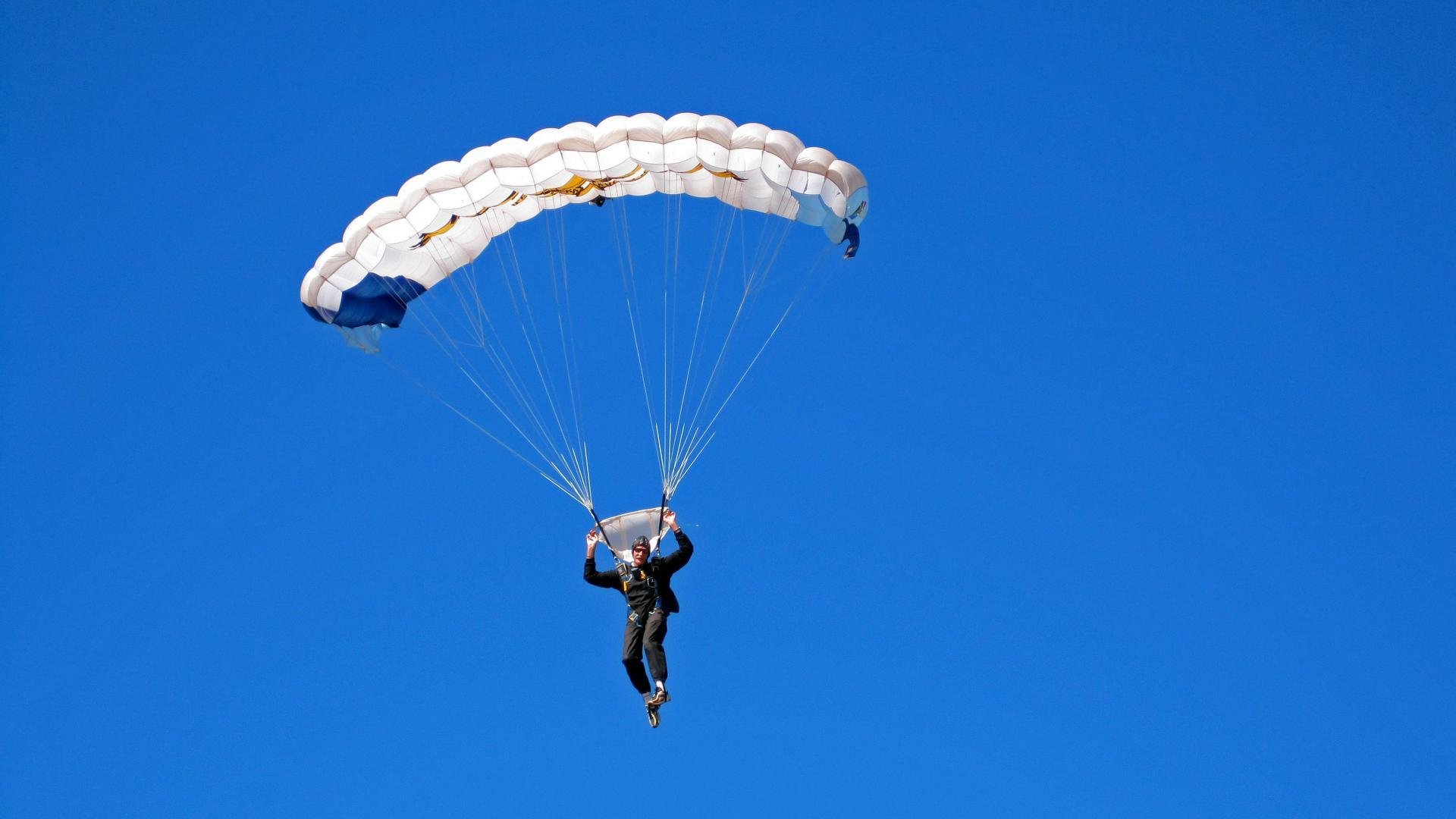 新兴足球电竞赛事融合实现创新推广,新兴竞技项目